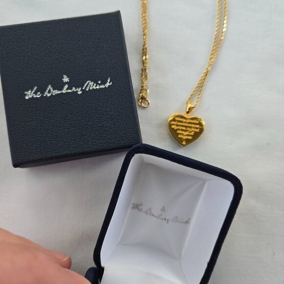 Vintage Heart Rose Pendant Genuine peridot and Diamond for Sisters Danbury Mint - Picture 5 of 7